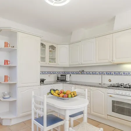 #416 Spacious Private Pool, Bbq & Parking Villa Albufeira